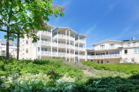 mit Meerblick und Balkon, gratis Nutzung vom AHOI Erlebnisbad und Sauna in Sellin - Meeresblick FeWo 40 - Bed and Breakfast