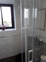 Camera Matrimoniale con Vista Giardino