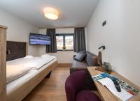 Deluxe Ferienwohnung direkt am Pool
