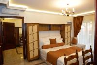 Triple Room with Garden View