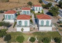 Ampeloessa Village - Chambres d’hôtes Kornós