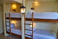 Lit dans Dortoir de 8 Lits 