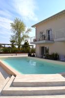 oak AR holiday-home - B&B Peschiera del Garda