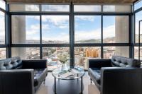 HomeForGuest NEW Modern Penthouse Apartment with panoramic views of Santa Cruz - B&B Santa Cruz de Tenerife