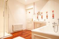 Deluxe Zimmer mit Kingsize-Bett