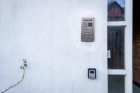 2 Bedroom Apartment in a Quiet Neighbourhood - Bed and Breakfast