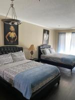 B&B Los Ángeles - Hollywood Loft spacious with 2 beds and parking - Bed and Breakfast Los Ángeles
