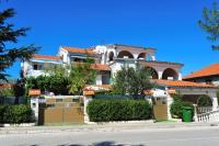 Apartments and Rooms Anika - Bed and Breakfast Zadar