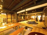 Hostel & Tatami Bar Uchikobare -内子晴れ-