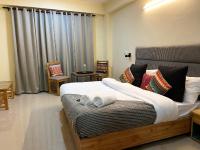 King Room with Mountain View