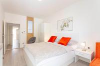 Apartamento 1 dormitorio con vistas al mar y terraza