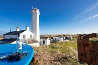 B&B Rampside - Finest Retreats - Lighthouse Cottage - Bed and Breakfast Rampside