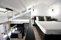 Queen 4 Apartment in the Heart of the Corfu Historical Old Town Center - Bed and Breakfast