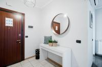 Domus - byMyHomeinComo - B&B Como