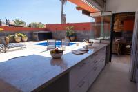 Villa Deluxe