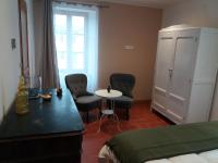 Habitación con cama grande 