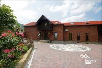 Хамам Вілла Даросо з басейном - B&B Kosiv