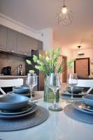 Sea Shore apartments - Spa n Pools beach resort - Chambres d’hôtes Mamaia