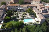 B&B San Giovanni d'Asso - Villa La Consuma : casa storica in paese, giardino, piscina, WiFi - Bed and Breakfast San Giovanni d'Asso