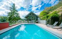 B&B Sosoye - Enjoy Cottage - Holiday home with private swimming pool - Bed and Breakfast Sosoye