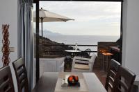 NORTH CLIFF APARTMENT *The Ocean Beneath your Feet* - Bed and Breakfast Gáldar