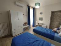 Twin Room with Private Bathroom