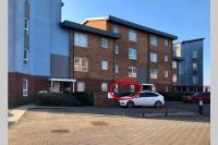 CockleDora, A Luxury Ground Floor Beachfront Apartment - Chambres d'hôtes Llanelli