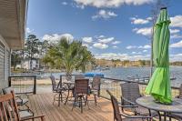 Quiet Lakefront Retreat with Boat Ramp and 2 Docks - B&B