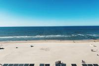 Wonderful architect designed flat with sea view - B&B Ostenda