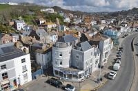Master accommodation suite 2 sea view with balcony - Ferienwohnung Hastings