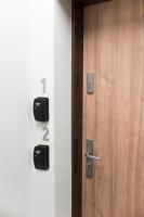 Apartament z ogródkiem i garażem - Ferienwohnung Posen