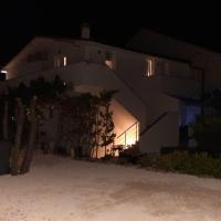 Apartmani Irina - Bed and Breakfast Mandre