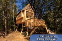 ENJOY COZY Tree House Hills Forest Gardens Beautiful Views Sauna Hotbath - Bed and Breakfast Jablonné v Podještědí