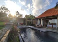 Anggarakasih Ubud Villa - B&B