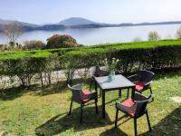 BMP APARTMENT GIOIOSA 2 giardino vista Lago Maggiore - B&B Belgirate
