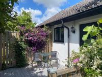 Mysigt gästhus med cykelavstånd till havet! - B&B Skivarp