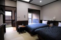 Twin Room with Private Hot Spring with Yufu Mountain View - Main Building