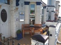 Sandcastles Guest House - B&B