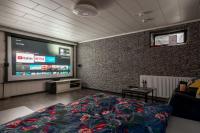 B&B Kassel - Home Cinema Kassel with Netflix and Disney - Bed and Breakfast Kassel