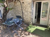 Standard Triple Studio