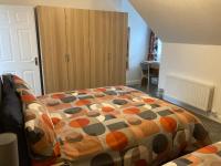 Hopefield Premium Holiday Home Portrush Sleeps 10 4 bedrooms - Chambres d’hôtes Portrush