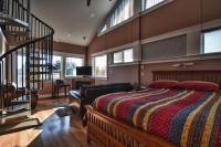 Family Ocean Lagoon Condo w/Loft, Kitchen