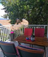 One-Bedroom Apartment with Sea View