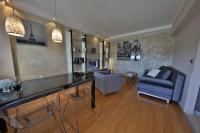 One-Bedroom Apartment with Terrace