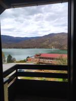 Apartment with Lake View