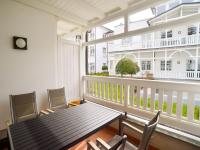 Strandvillen Binz - Ferienwohnung mit 2 Schlafzimmern und Balkon AH-563 - B&B