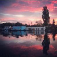 B&B Ámsterdam - Amster Houseboat Bed without Breakfast - Bed and Breakfast Ámsterdam