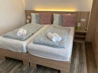 Twin Room with Bath