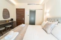 Luxury Plateia Rooms - B&B Peraía