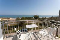 B&B Denia - Los Chopos, 2 dormitorios, frente al mar, by Bookindenia - Bed and Breakfast Denia